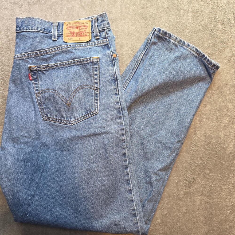 Levi's 560 Comfort Fit Jeans Mens 42x36 Blue Medium Wash Relaxed Tapered Denim